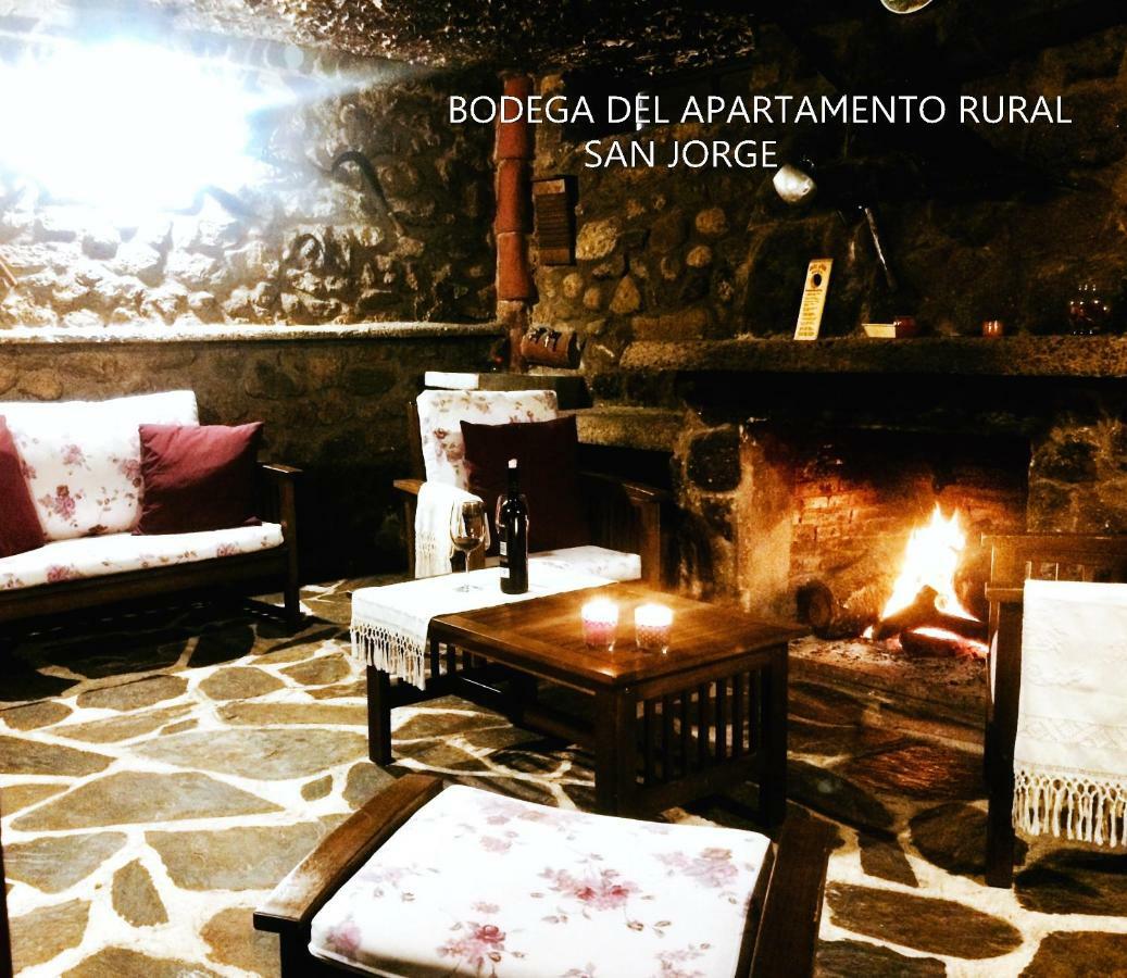 Apartamento Rural San Jorge Bajo Navaconcejo Luaran gambar